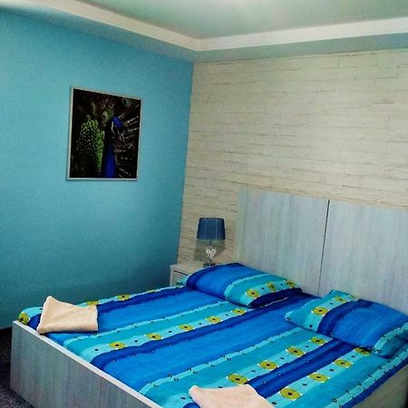 Noclegi I Restauracja Gracja Belchatow Luaran gambar