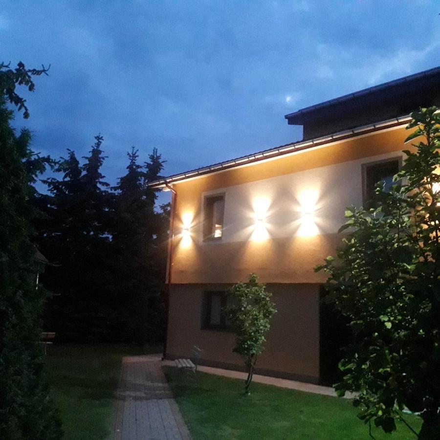 Noclegi I Restauracja Gracja Belchatow Luaran gambar