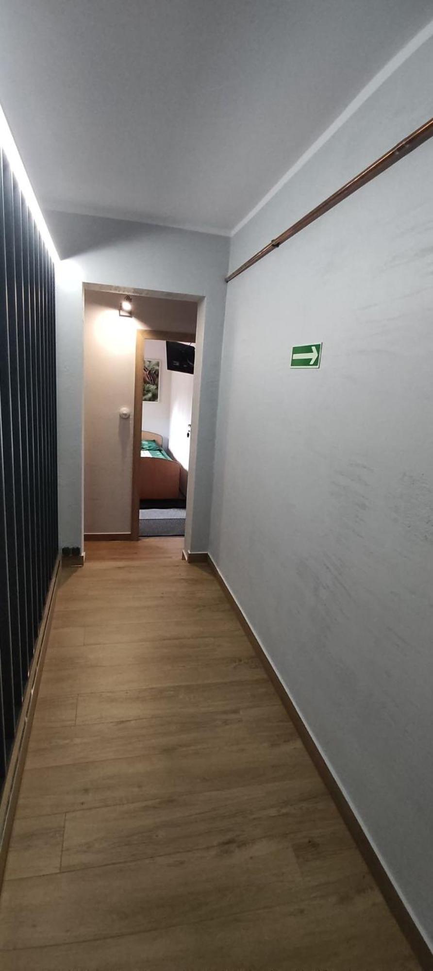 Noclegi I Restauracja Gracja Belchatow Luaran gambar