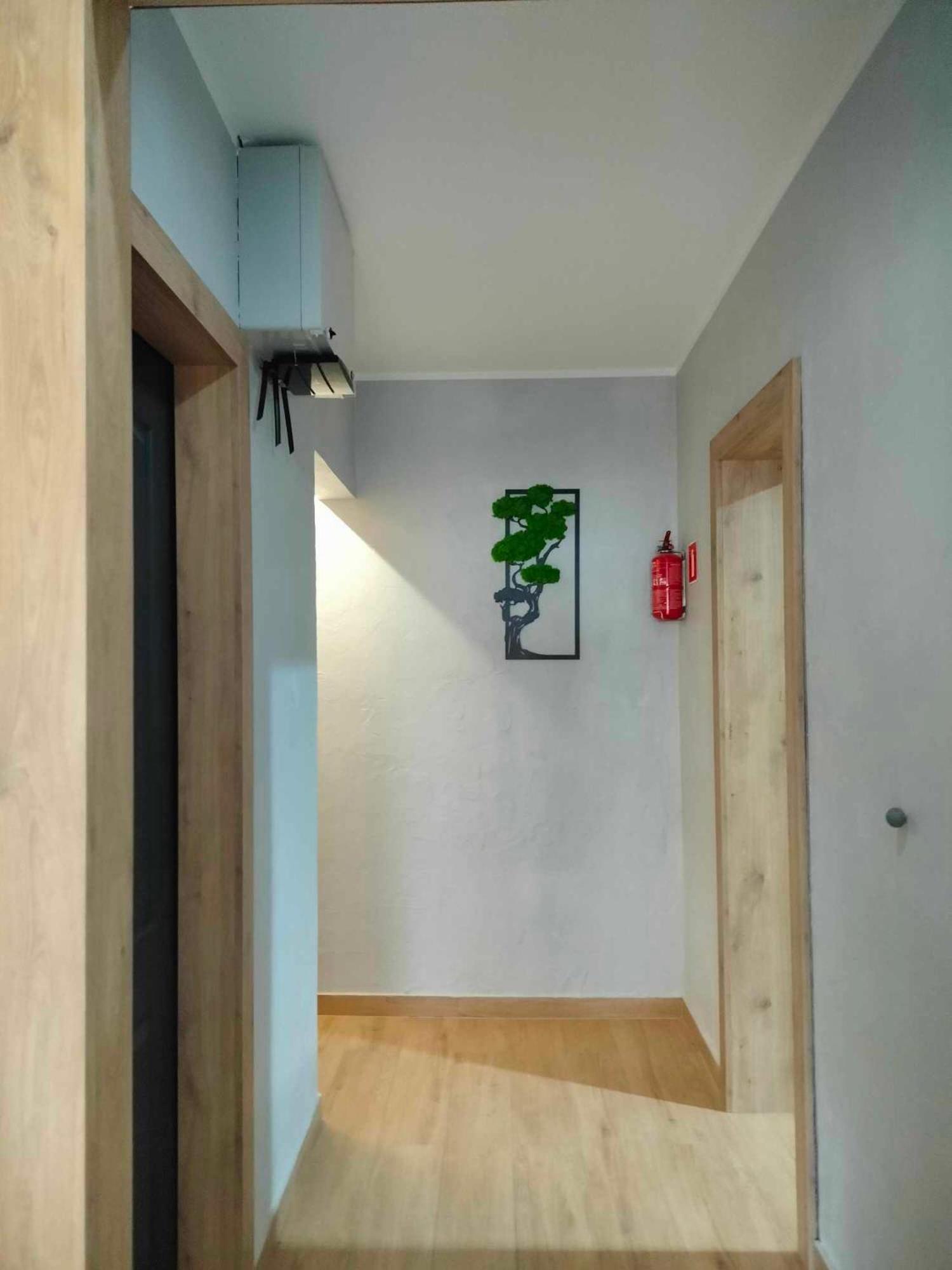 Noclegi I Restauracja Gracja Belchatow Luaran gambar