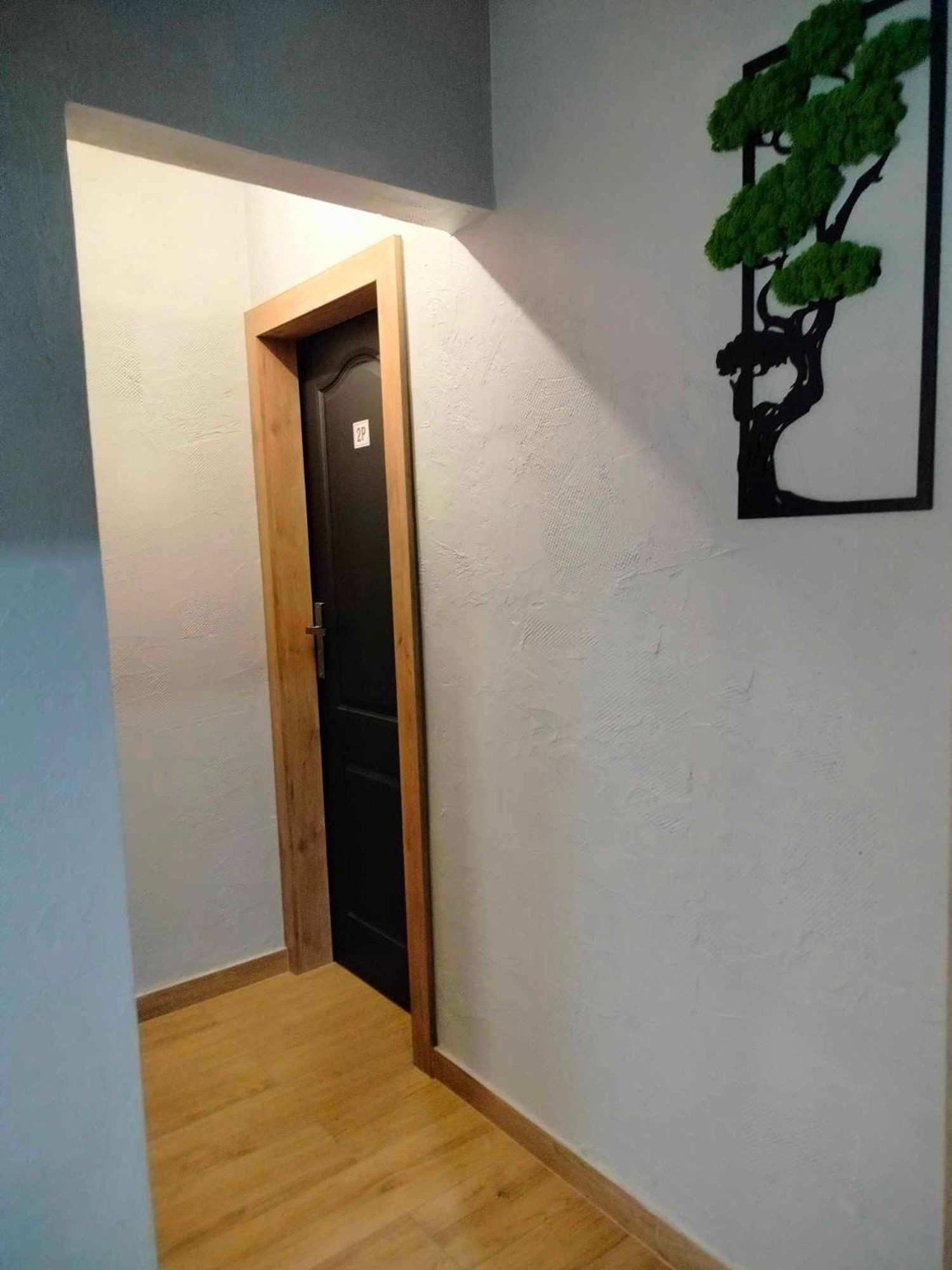 Noclegi I Restauracja Gracja Belchatow Luaran gambar