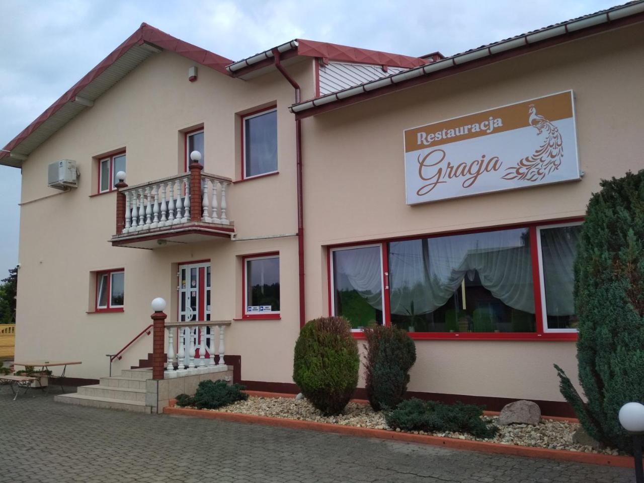 Noclegi I Restauracja Gracja Belchatow Luaran gambar